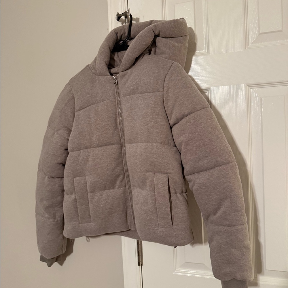Hollister Women's small taupe/beige Winter Puffer Coat - Brand new - Picture 2 of 8